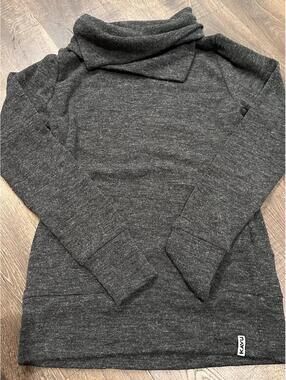Kayu Women's Grey Jumper